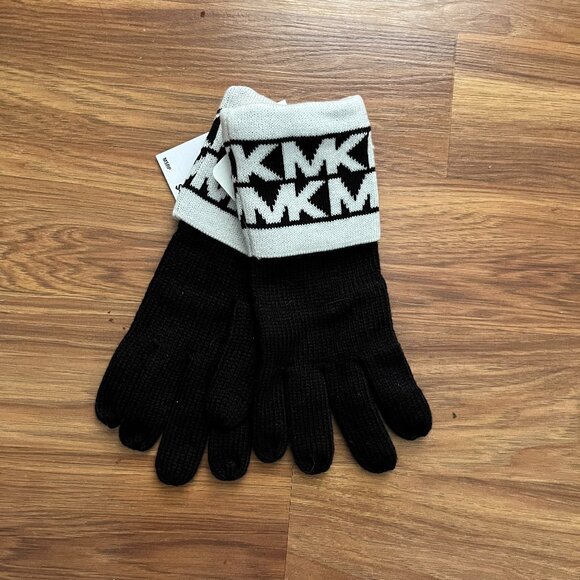 NWT Michael Kors logo black and white gloves - Picture 1 of 2